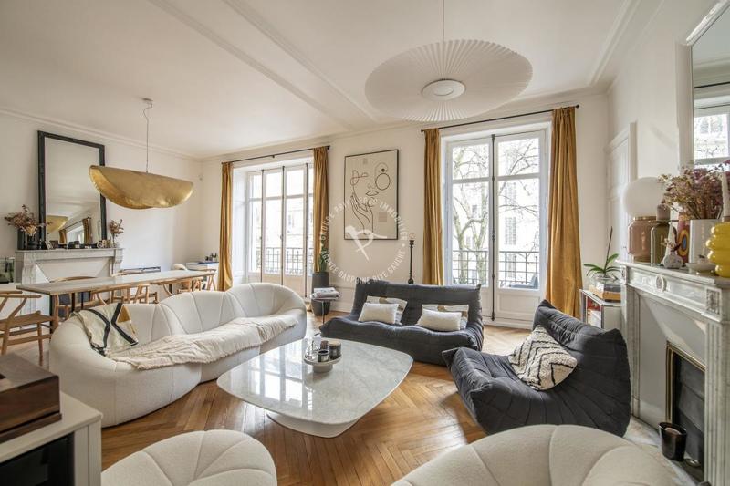 Appartement - 120 m² - 4 pièces