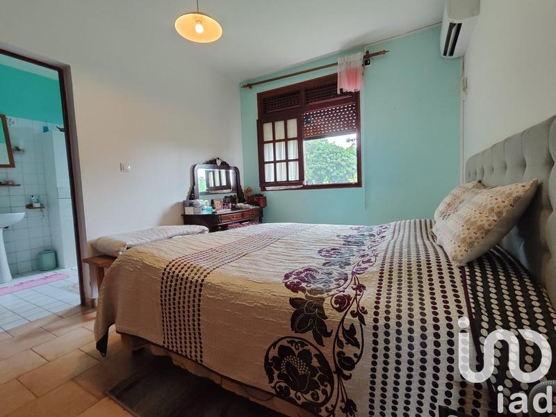 Maison - 241 m² - 8 pièces