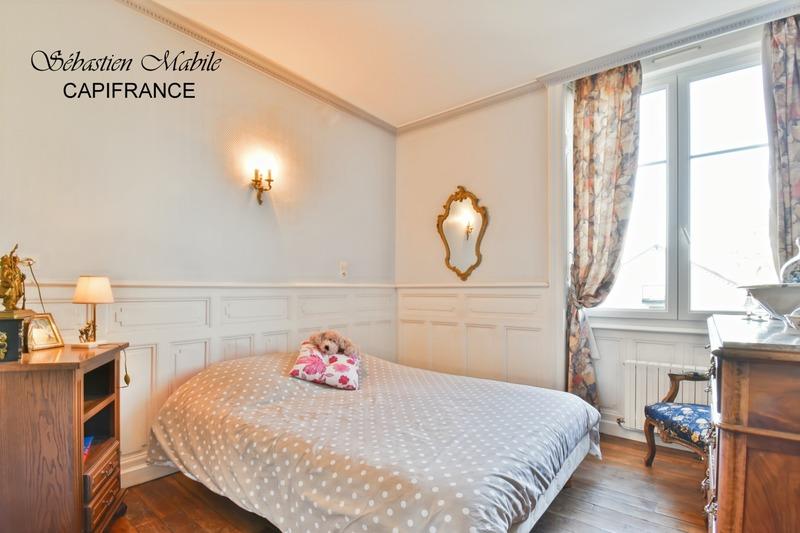 Maison bourgeoise - 264 m² - 10 pièces