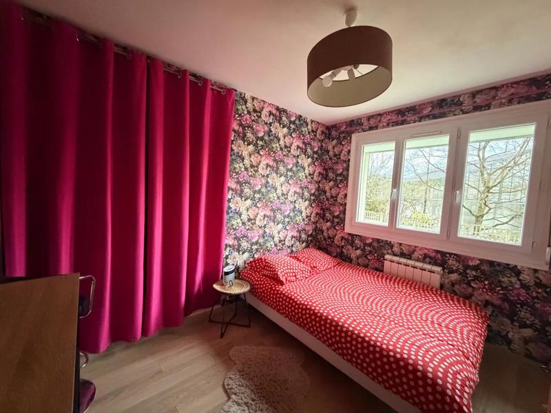 Maison - 110 m² - 6 pièces