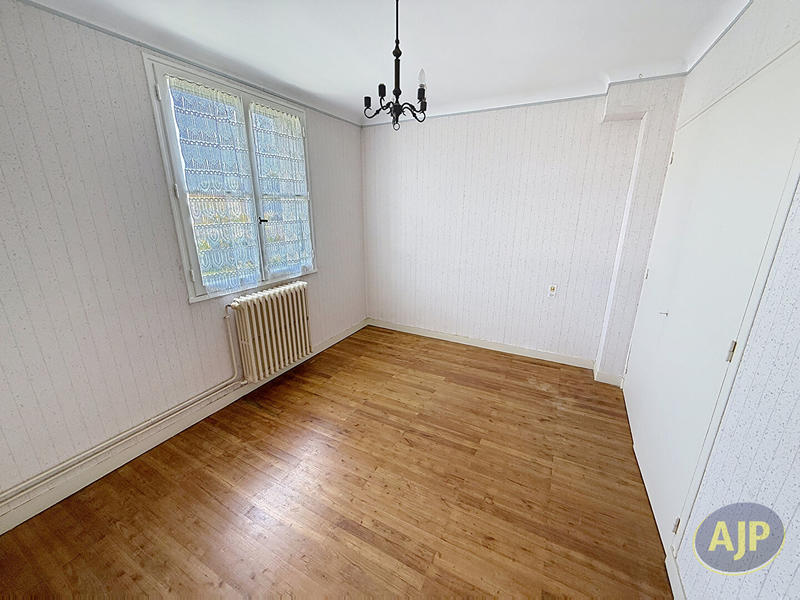 Maison - 91 m² - 5 pièces