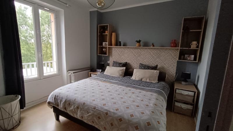 Demeure - 133 m² - 8 pièces