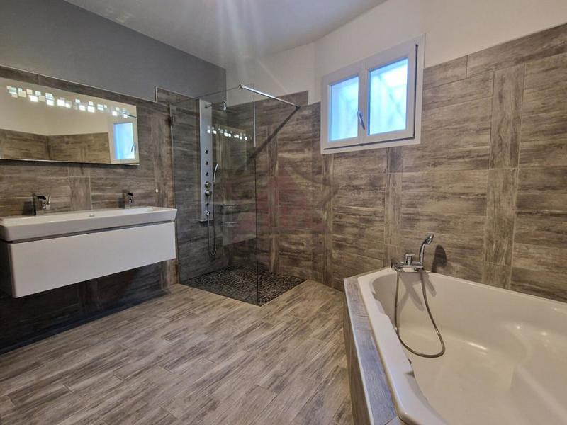 Maison - 129 m² - 5 pièces