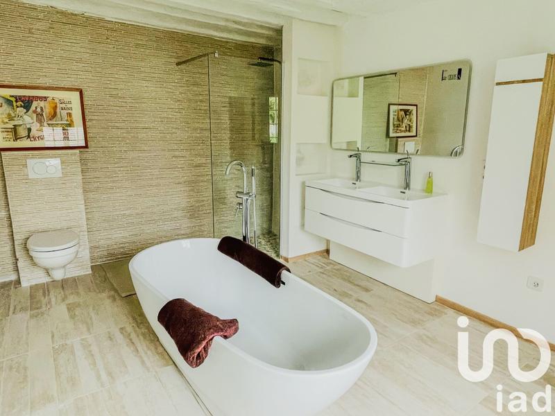 Maison de village - 230 m² - 8 pièces