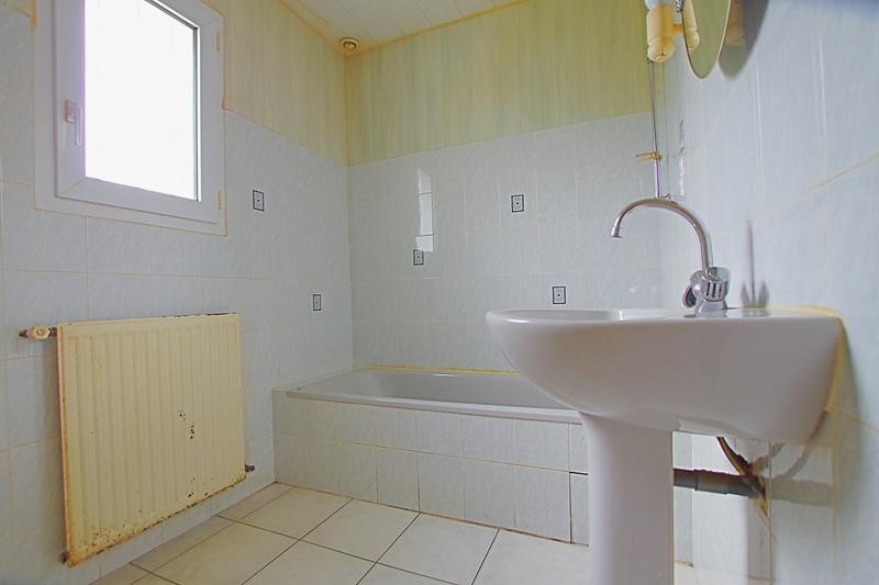 Maison traditionnelle - 100 m² - 5 pièces