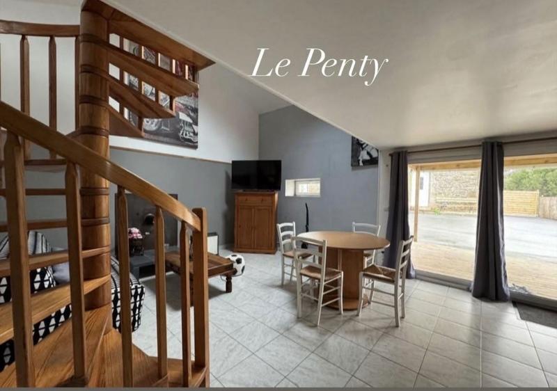 Maison en pierre - 105 m² - 4 pièces