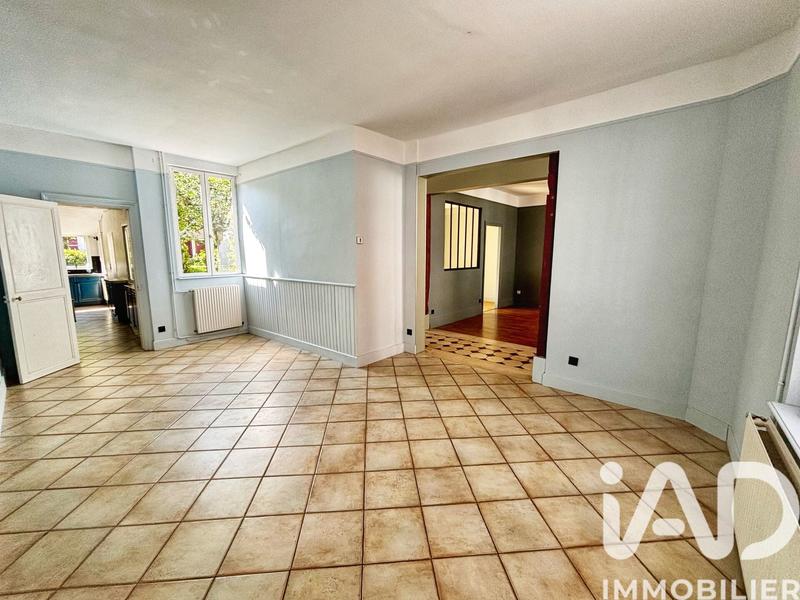 Maison - 150 m² - 8 pièces