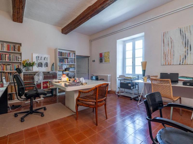 Mas - 485 m² - 12 pièces