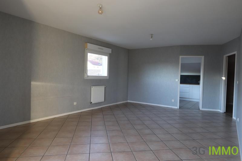Appartement - 93 m² - 6 pièces