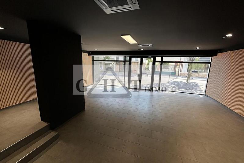 Local commercial - 130 m²