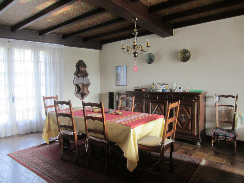 Maison de village - 270 m² - 8 pièces