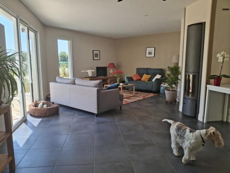 Pavillon - 170 m² - 8 pièces