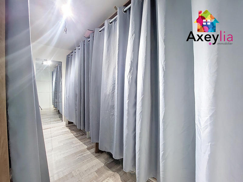 Maison - 197 m² - 7 pièces