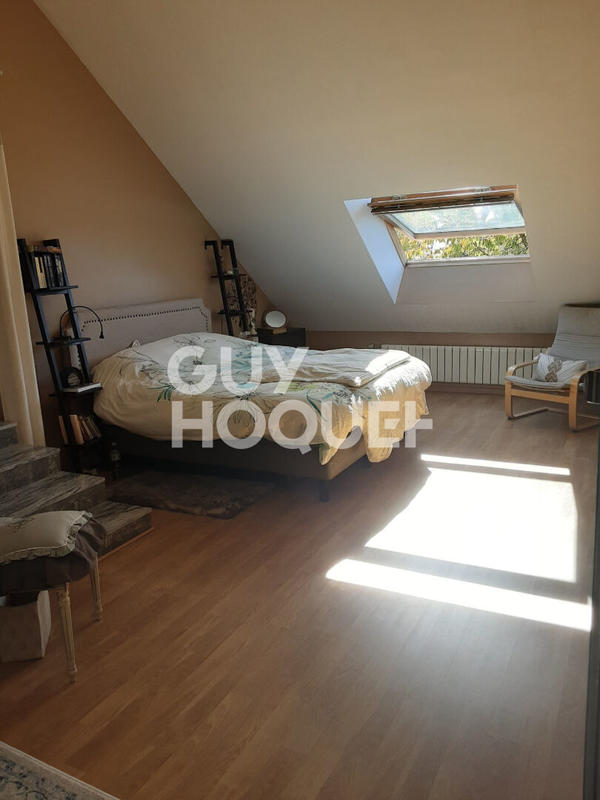 Maison - 200 m² - 7 pièces