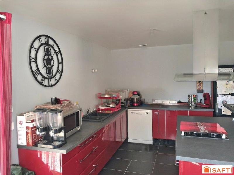 Villa - 90 m² - 4 pièces