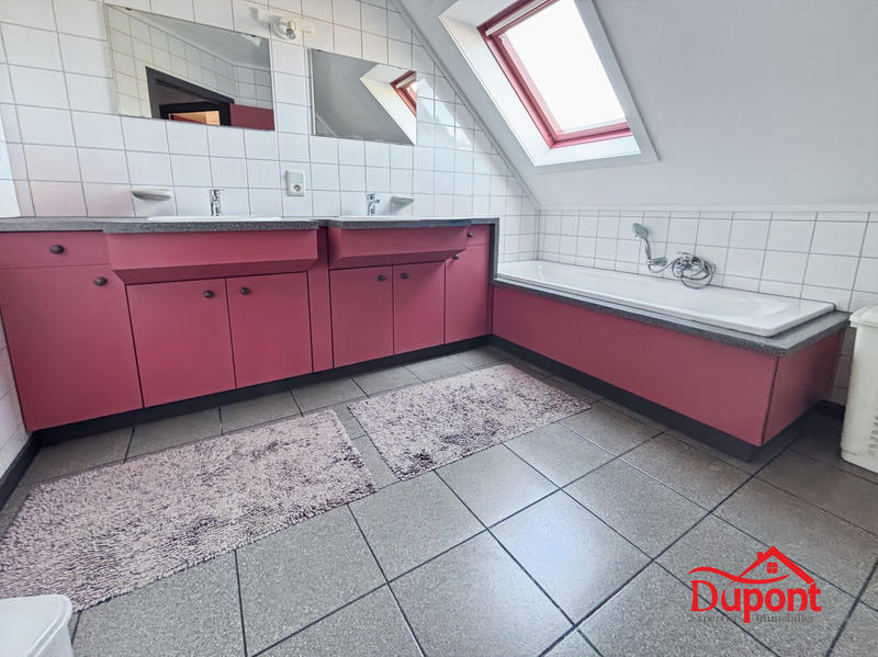 Maison - 105 m² - 6 pièces