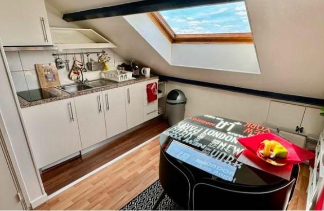 Appartement - 16 m² - 2 pièces