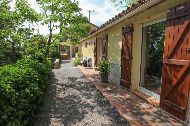 Villa - 130 m² - 4 pièces