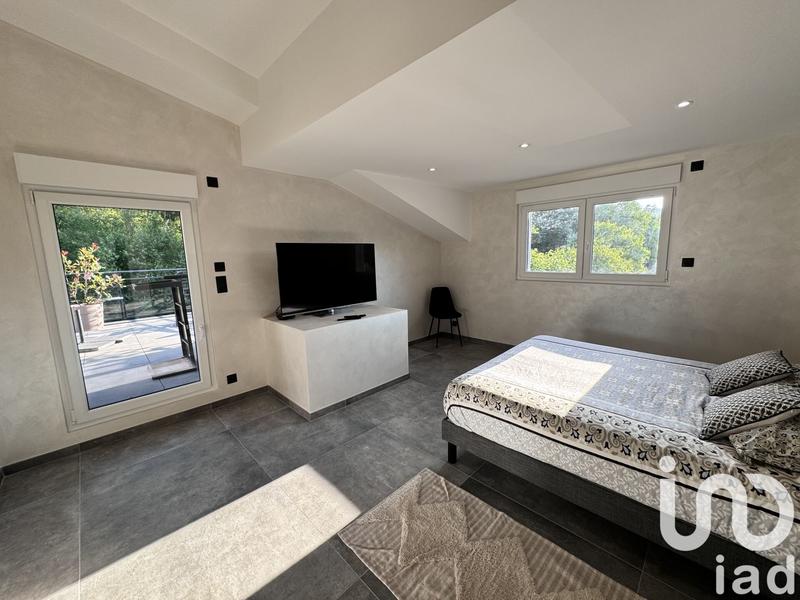 Appartement - 91 m² - 4 pièces