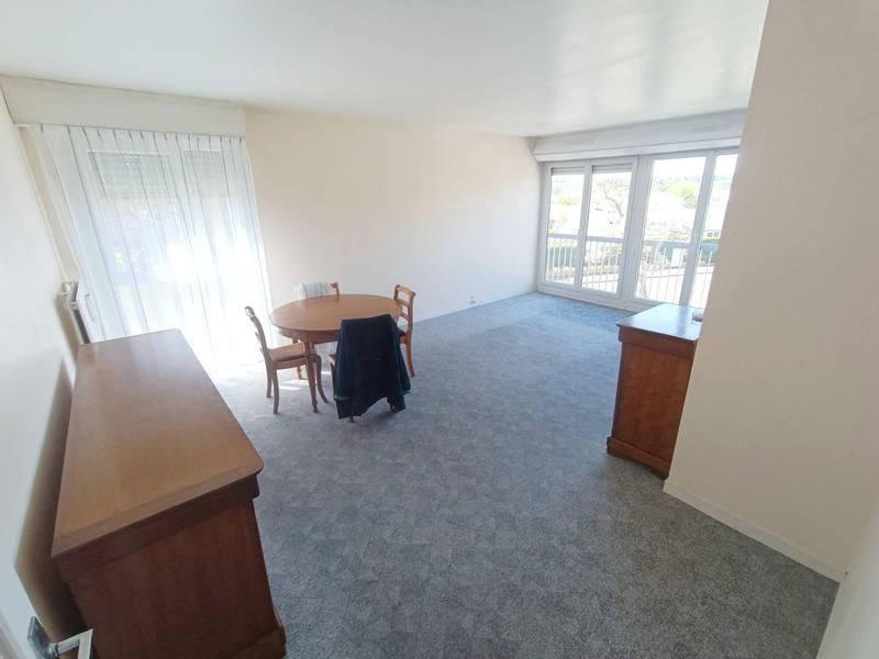 Appartement - 84 m² - 4 pièces