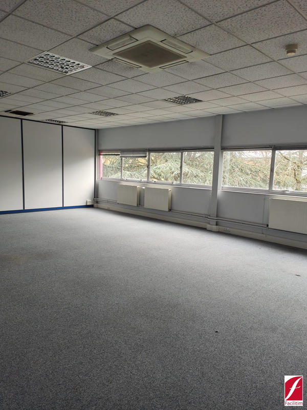 Bureau - 347 m²