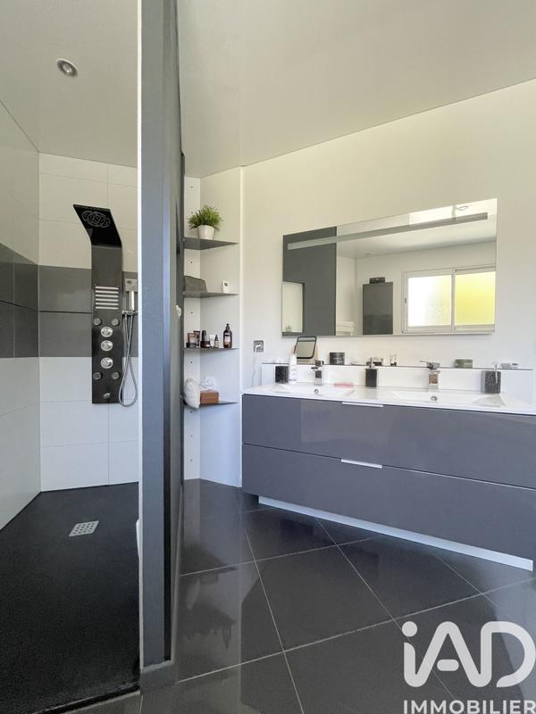 Maison - 145 m² - 5 pièces