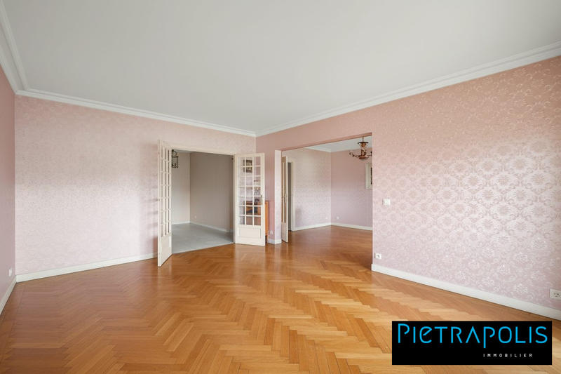 Appartement - 83 m² - 3 pièces