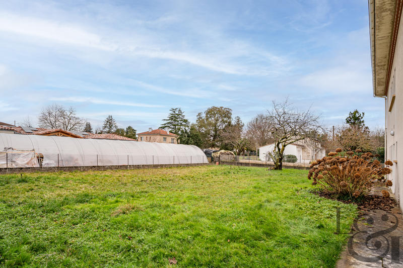 Maison - 169 m² - 7 pièces