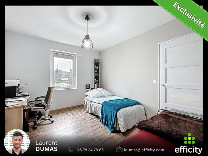 Maison - 166 m² - 6 pièces