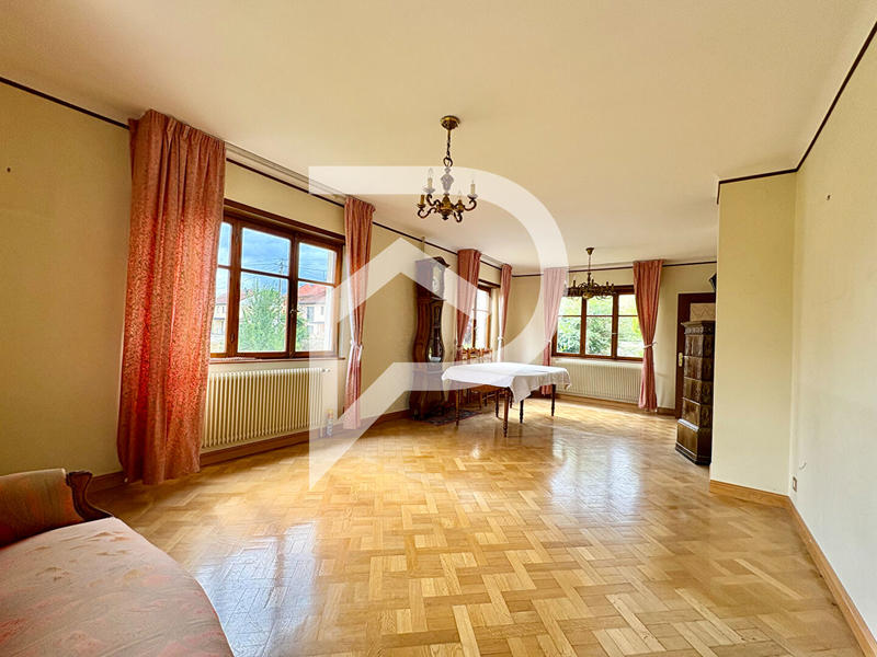 Maison - 136 m² - 6 pièces