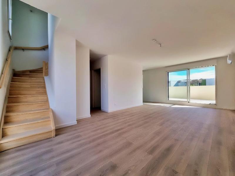 Appartement - 95 m² - 5 pièces