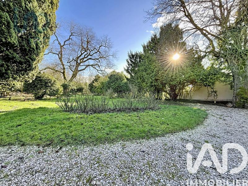 Maison - 320 m² - 14 pièces