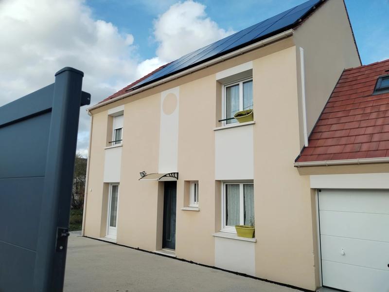 Maison - 140 m² - 8 pièces