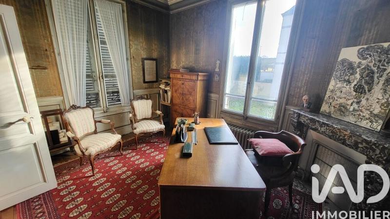 Maison - 163 m² - 9 pièces