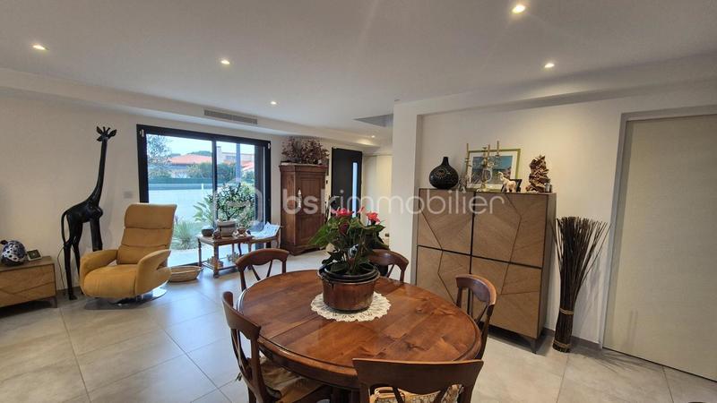 Maison - 108 m² - 6 pièces