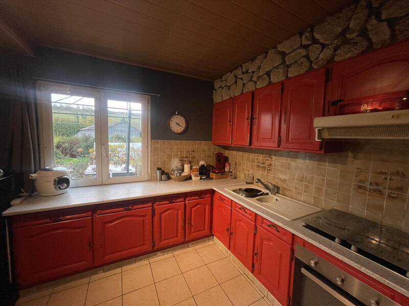 Maison - 98 m² - 5 pièces