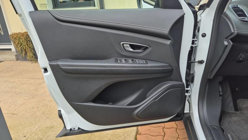 Renault Scénic 1.7 Blue dCi 120 Edc6 Intens - Automatique