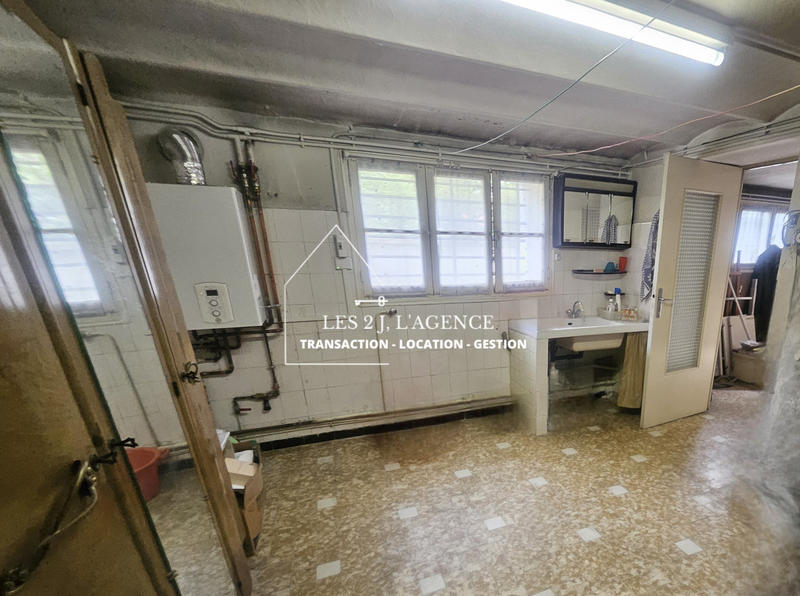 Maison - 99 m² - 4 pièces