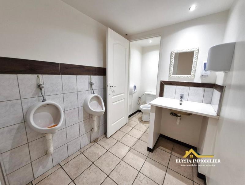 Fonds de commerce - Local commercial - 143 m²