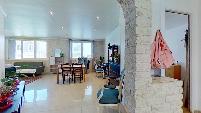 Chambre - 78 m² - 4 pièces