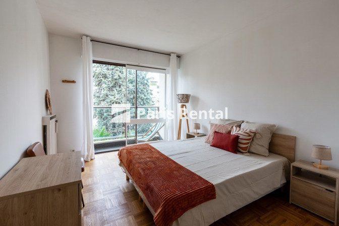 Appartement - 82 m² - 3 pièces