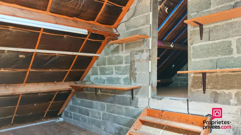 Maison - 93 m² - 5 pièces