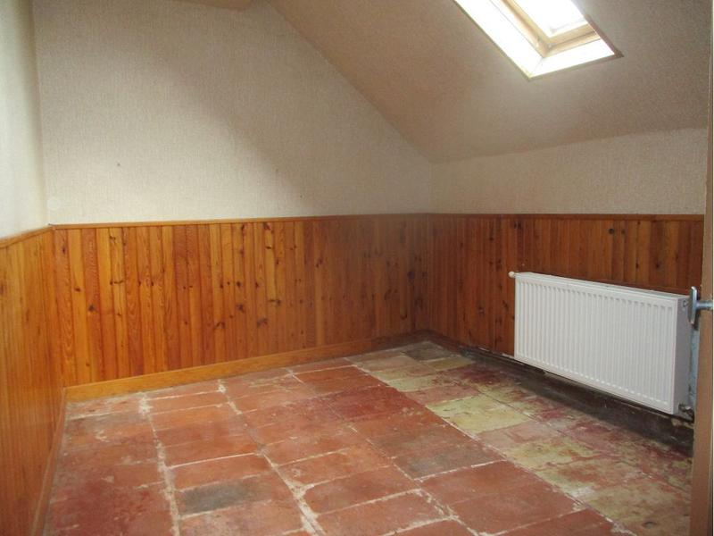 Maison traditionnelle - 82 m² - 5 pièces