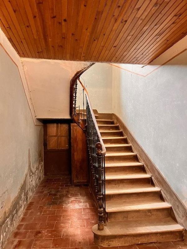 Maison - 210 m² - 9 pièces