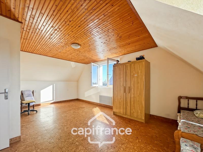 Maison - 140 m² - 8 pièces