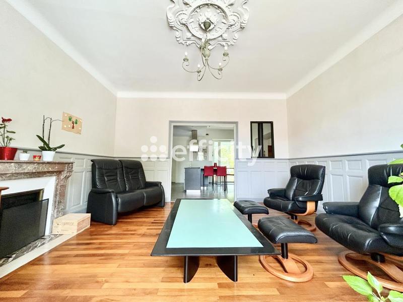 Maison - 158 m² - 5 pièces