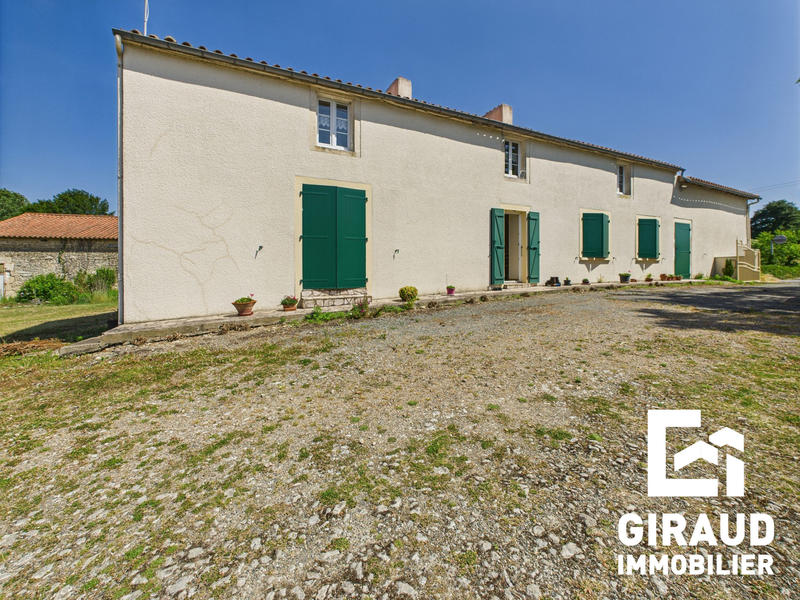 Maison - 157 m² - 7 pièces