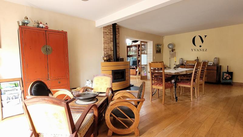 Maison - 136 m² - 7 pièces