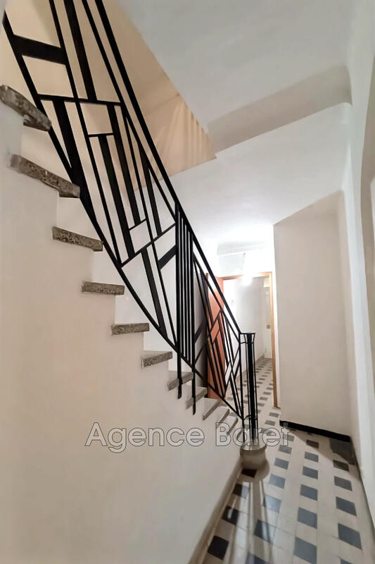 Maison de ville - 225 m² - 7 pièces