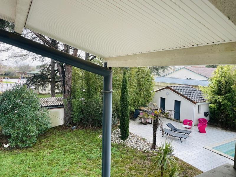 Maison - 180 m² - 5 pièces